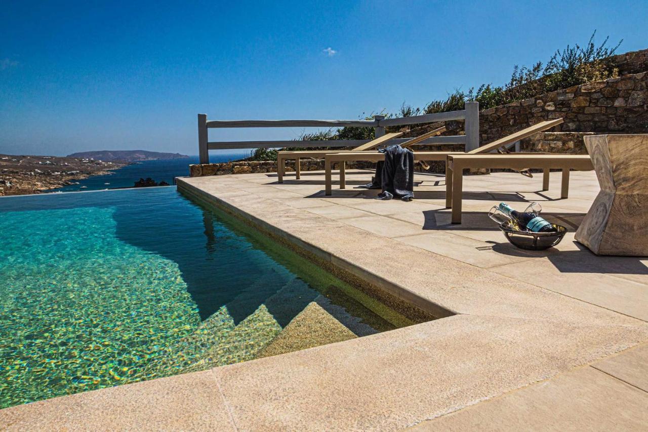 Villa Iakinthos By Mykonian Kazarte Mykonos Town Exterior photo