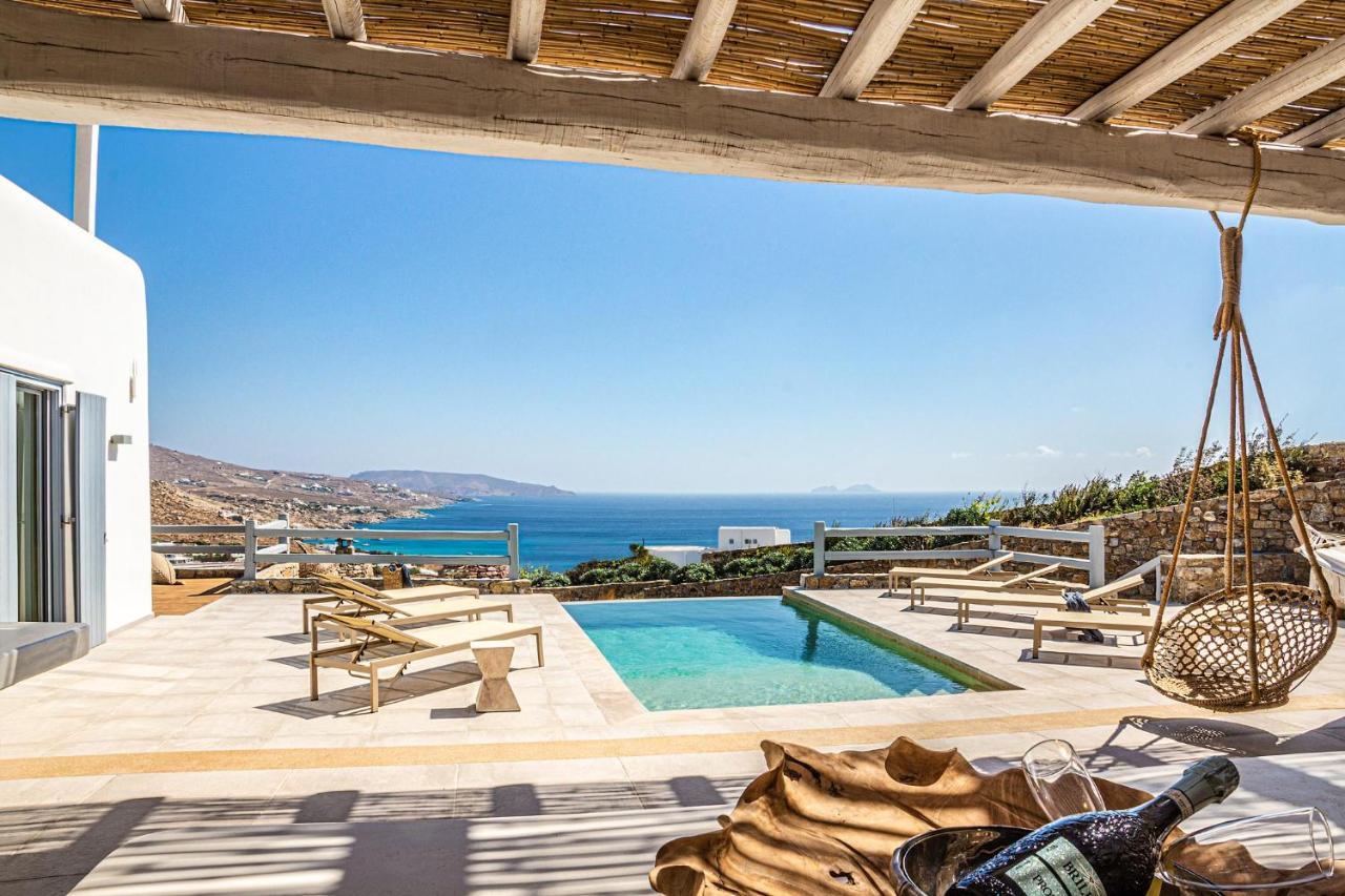 Villa Iakinthos By Mykonian Kazarte Mykonos Town Exterior photo