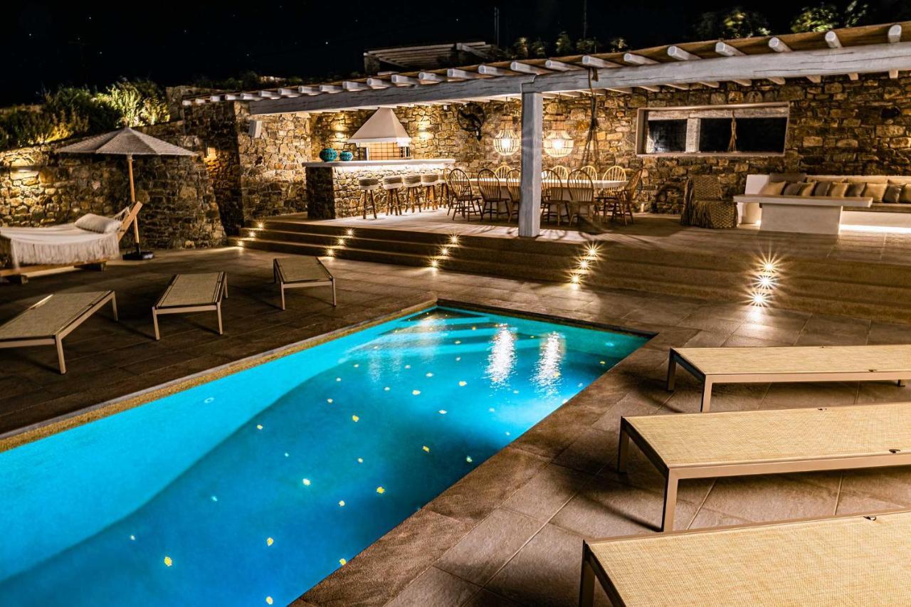 Villa Iakinthos By Mykonian Kazarte Mykonos Town Exterior photo